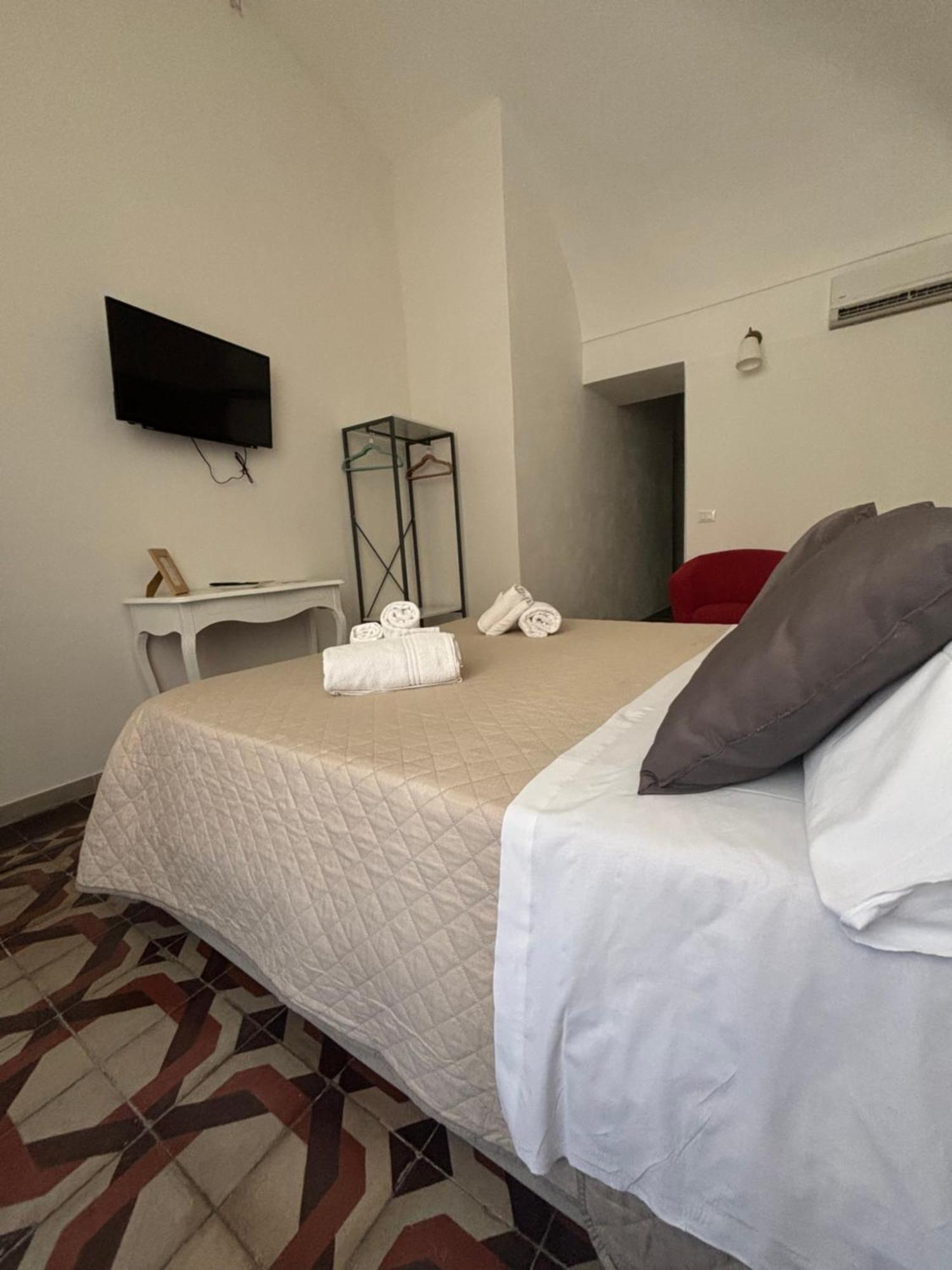 Immacolata Rooms Noto Bagian luar foto